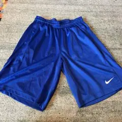 Nike 青 ハーフパンツ