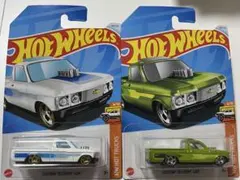 ホットウィール　２台セット　カスタムシェビーラブ