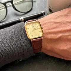 70s Vintage Seiko シャリオ トノータンク ローマン文字盤 - メルカリ