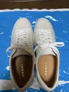 REGAL ホワイト レザー スニーカー