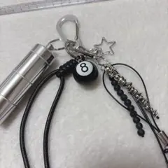 ストリート キーチャーム 8ボール 星 ビーズ付 3段ピルケース アクセサリー