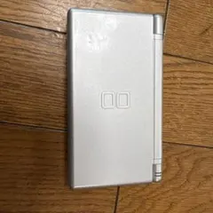 Nintendo DS Lite シルバー 本体