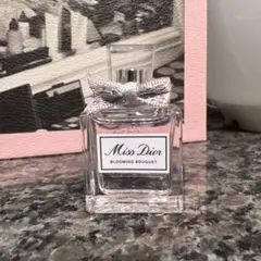 (未使用)ミスディオール ブルーミング ブーケ オードゥ トワレ 5ml