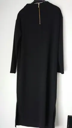 テチチ 両サイドスリット入り ロングスカート ブラック