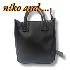 niko and ... ニコアンド 黒 ナイロン ハンドバッグ ストラップ付き