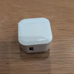 USB電源アダプター ホワイト
