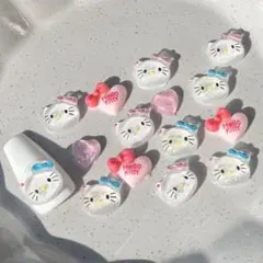 無言購入OK⭕️ ラス1 サンリオ ハローキティ ネイル　ネイルパーツセット