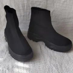 【美品】ブラック サイドゴアブーツ 厚底 ニット ニットブーツ レディース