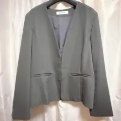 NATURAL BEAUTY BASIC ノーカラージャケットのサムネイル