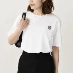 新品　MAISON KITSUNE Tシャツ ホワイトのサムネイル
