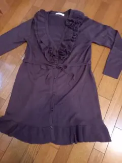 ギャラリービスコンティ一回着用のみ美品とってもお洒落なフリルロングカーディガン