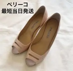 エナメルパンプス