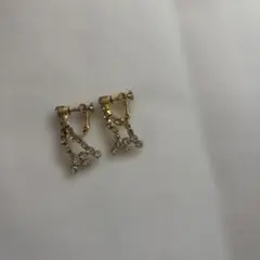 イヤリングのサムネイル