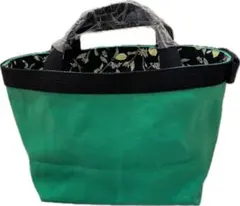 緑色トートバッグ 花柄内装