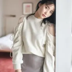 SNIDEL オフショルダー ニット