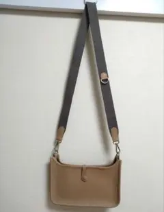 Item thumbnail for item 001820b5-cf61-481c-a8e7-0a902ec88866