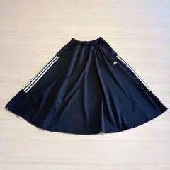 adidas ロングフレアスカート　SX（Ｓ〜Ｍ)のサムネイル