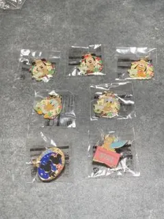 ディズニーランド　ジャングルカーニバル　ピンバッチ全7種