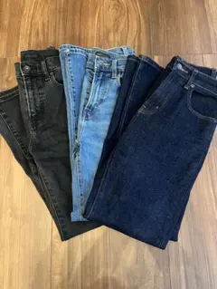 ユニクロ　フレアハイライズジーンズ　24 ３色　セット売り　別売り可