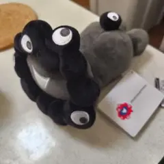 万博　黒 ミャクミャク 這い型 ぬいぐるみ Sサイズ☆