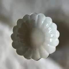 鹿児島睦さん 輪花楕円の小皿② - メルカリ