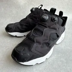 人気✳︎Reebok リーボック　インスタポンプフューリー 25.5cm ブラックのサムネイル