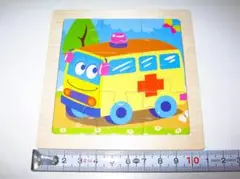 木製【ジグソーパズル 9ピース 救急車】子供 知育 ウッドパズル 安心 自動車