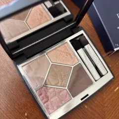 DIOR ディオールショウ サンク クルール 647 シルク トープのサムネイル