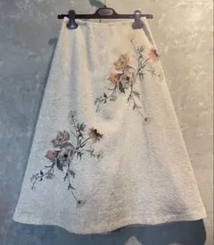 Sybilla シビラ リネンウールフラワー刺繍スカートのサムネイル