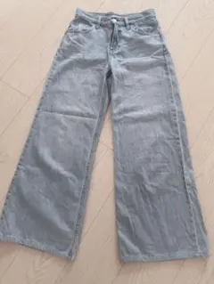 UNIQLO ライトブルーデニムパンツ 22サイズ(56cm)