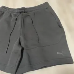 新品PUMAスウェットハーフパンツ黒