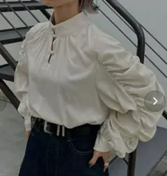 ページボーイ　新品　未使用　バックオープンブラウス　フリーサイズ