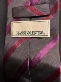 GIANNI VALENTINO ネクタイ　スーツ　バレンチノ　バレンティノのサムネイル