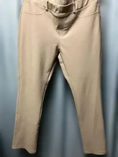 新品　ストレッチ　ストレートパンツ