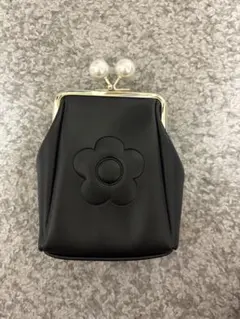 MARY QUANT 黒 花モチーフ ポーチ