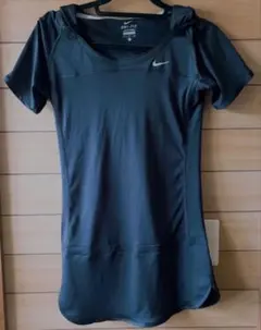 NIKE ナイキドライフィット レディース ウェア Sサイズ