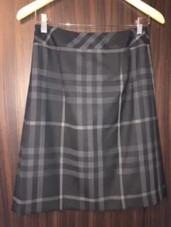 BURBERRY LONDON チェックスカート