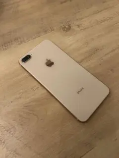 iPhone 8 Plus ゴールド 画面ひびあり