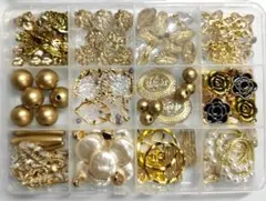 【サービス品】☆くまくま御用達☆ゴールド系パーツ☆ケース入り⸜(*˙꒳˙*)⸝