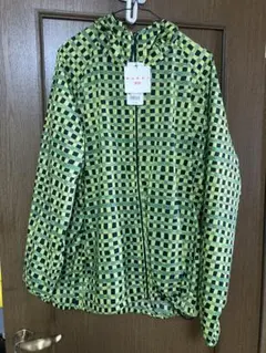美品 UNIQLO and MARNI ポケッタブルパーカーＬグリーン チェック 美品 UNIQLO and MARNI ポケッタブルパーカーLグリーン チェック