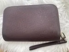 Louis Vuitton ダークブラウン クラッチバッグ