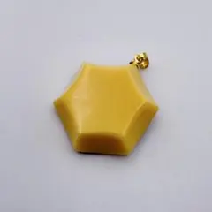 422遺品整理品　ペンダントトップ　鼈甲？　ベッコウ？　ゴールド？　ヴィンテージ