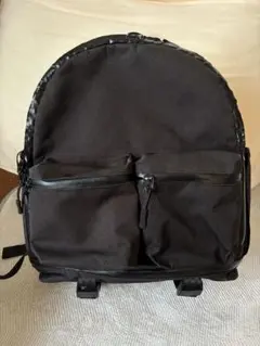 ADAM ET ROPE' ブラックリュック AGS機能 GREGORYとADAM ET ROPE'の別注バッグが登場！モードかつアーバン