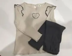 リブ素材 ベージュと黒のセットアップ