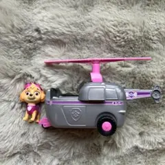 パウパトロール　フライングビーグル　スカイ ヘリコプター おもちゃ