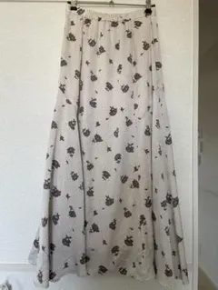 Lily Brown 花柄ロングスカート