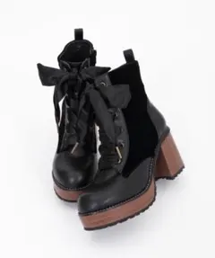 美品⭐️axes femme ポエティック ブーツ レースアップ 厚底 ゴシックのサムネイル