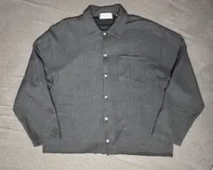 短丈ダークグレー チェック柄 ボタン長袖シャツ