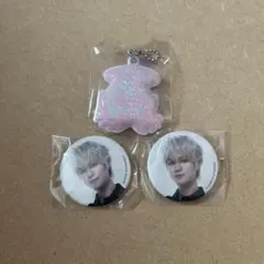 INI 佐野雄大 XQUARE ミニ缶バッジ キーホルダー