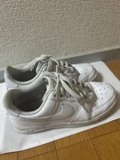 Nike Air Force 1 ホワイト スニーカー　23.5